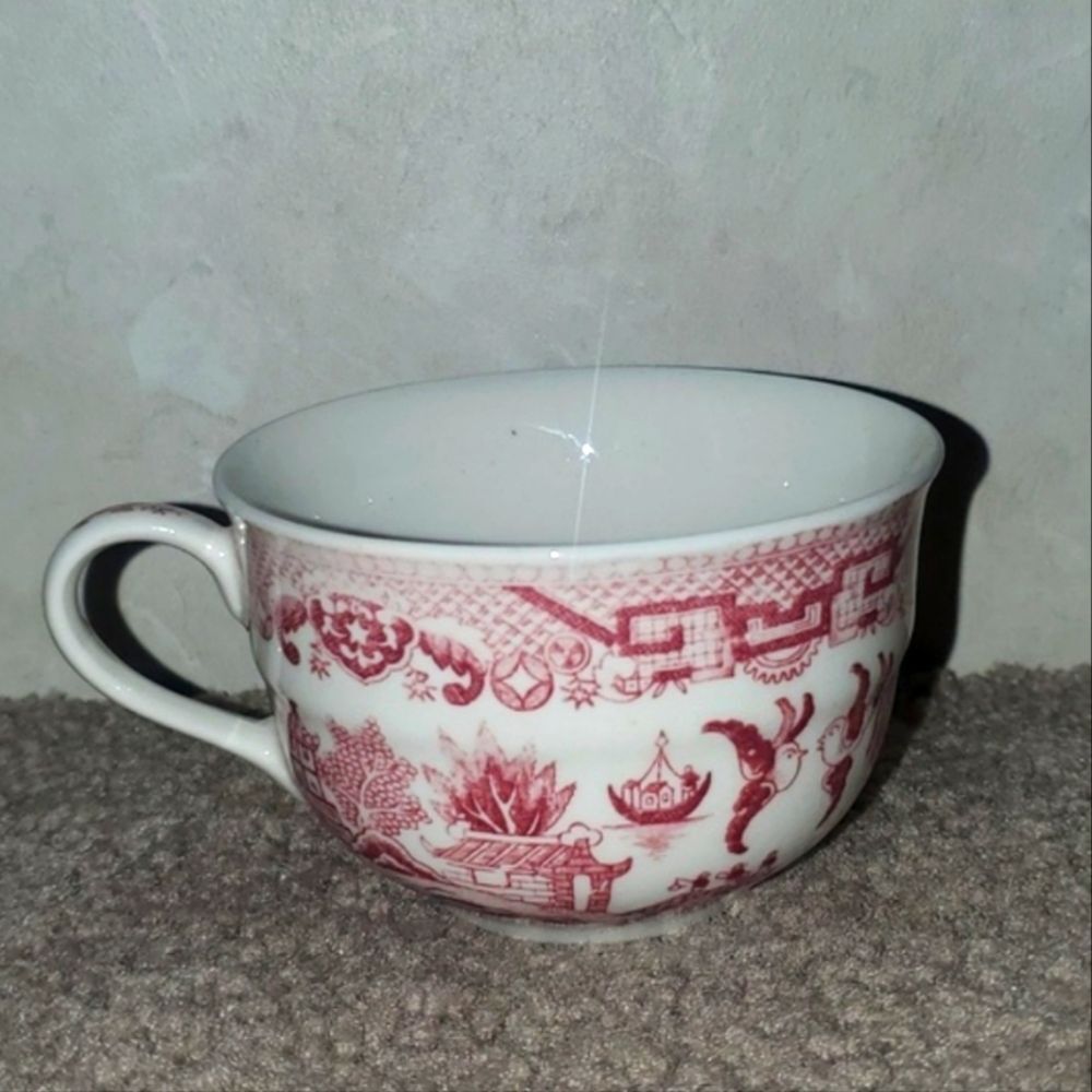 VTG Japan Red Willow Teacup – Brown Backstamp – Grandma‑Chic - Cottagecore